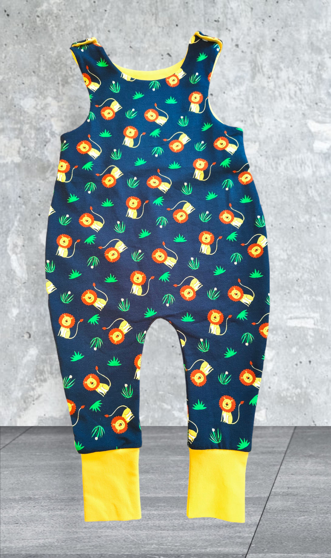 Strampler Größe 86