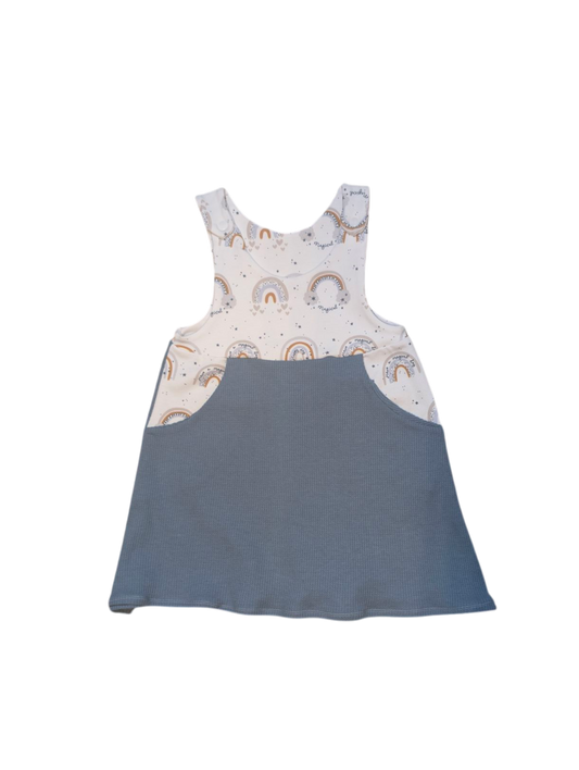 Latzkleid Größe 98